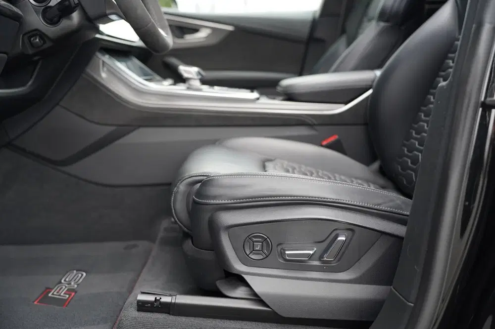 Audi RS Q8 4.0 TFSI RS Q8 quattro Pano Ceramic Leder uit 2021, foto 20