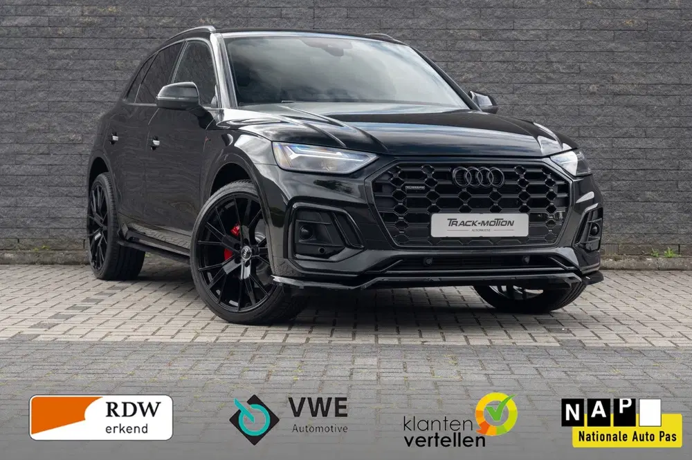 Audi Q5 50 TFSI e S edition Black & Black uit 2022