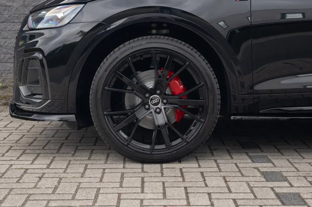 Audi Q5 50 TFSI e S edition Black & Black uit 2022, foto 16