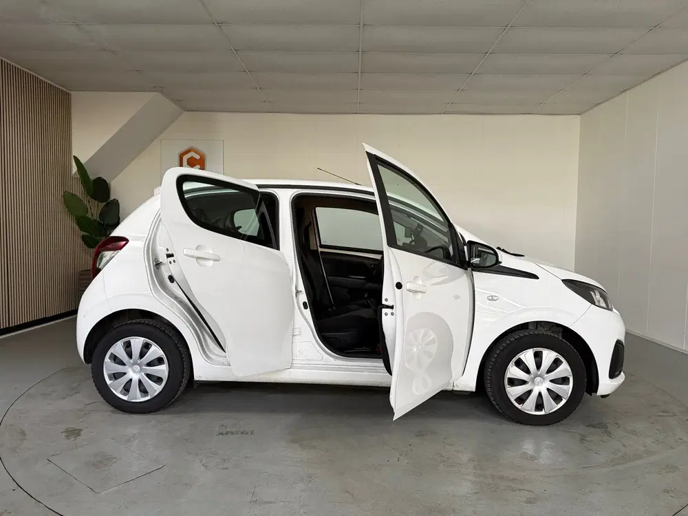 Peugeot 108 1.0 e-VTi Active Airco uit 2021, foto 11