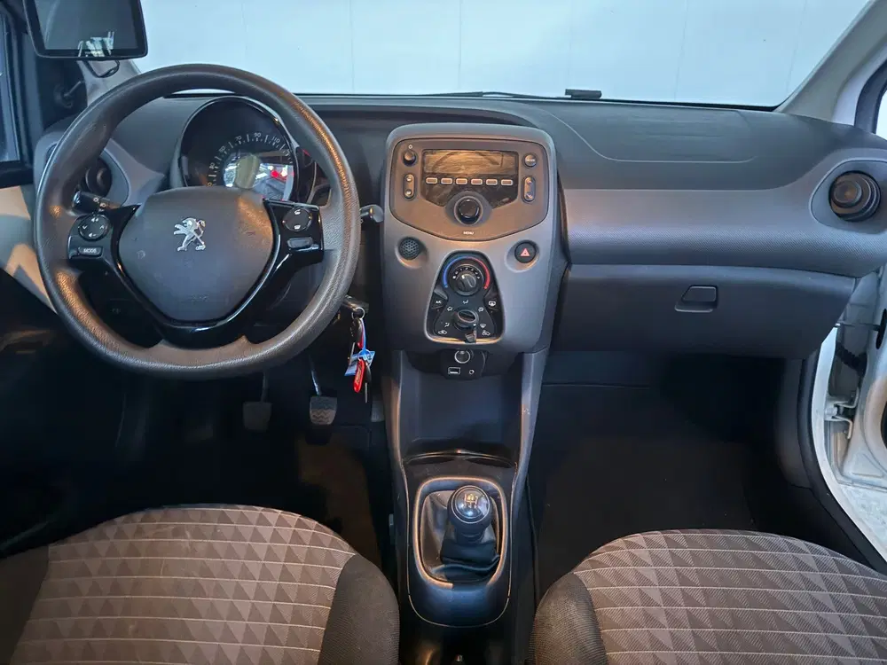 Peugeot 108 1.0 e-VTi Active Airco uit 2021, foto 17
