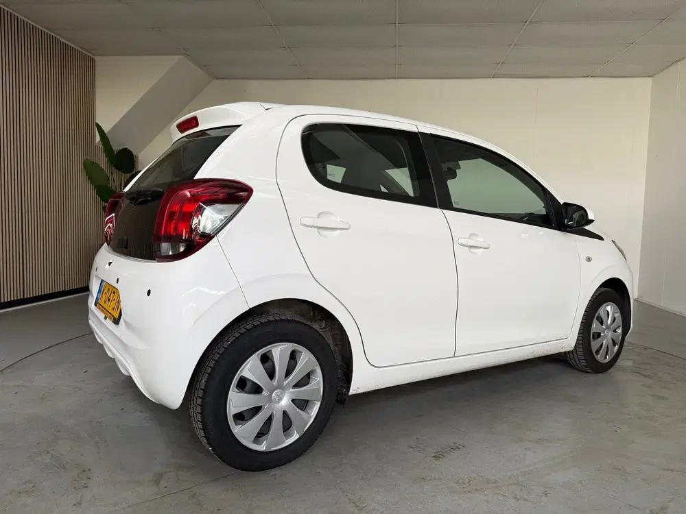 Peugeot 108 1.0 e-VTi Active Airco uit 2021, foto 9