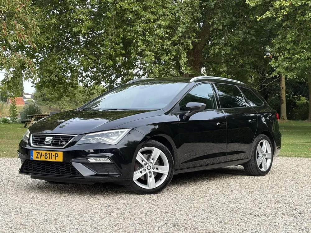 SEAT Leon 1.5 TSI FR Business Intense Automaat uit 2019