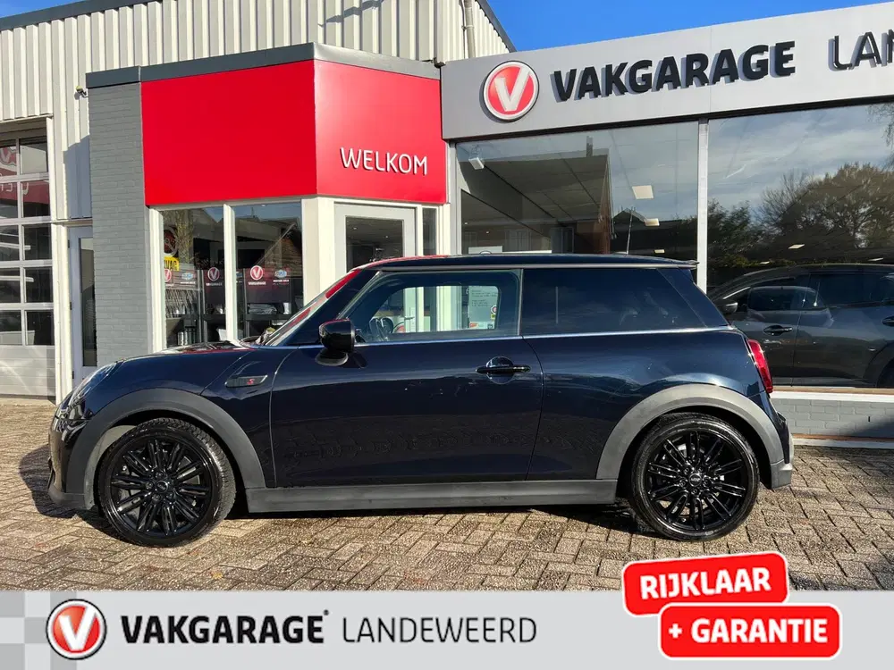 Mini Cooper S 1.5 Cooper S Automaat uit 2023, foto 2