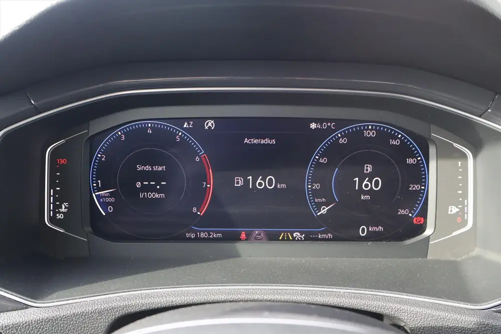 Volkswagen T-Roc 1.5 Sport TSI 150pk | Virtual Cockpit | LED uit 2019, foto 20
