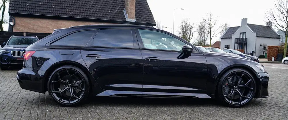 Audi RS6 RS6 TFSI Quattro uit 2020, foto 12