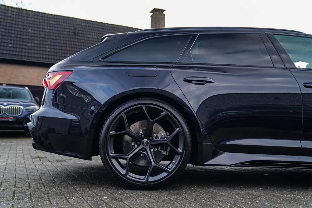 Audi RS6 RS6 TFSI Quattro uit 2020, foto 13