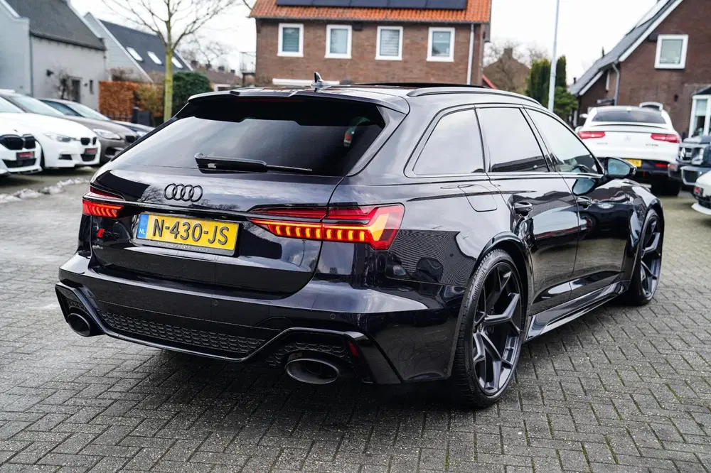 Audi RS6 RS6 TFSI Quattro uit 2020, foto 17