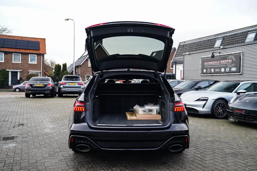 Audi RS6 RS6 TFSI Quattro uit 2020, foto 20
