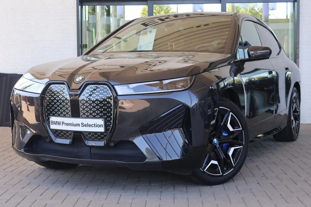 BMW iX xDrive40 High Executive 77 kWh uit 2021, foto 19