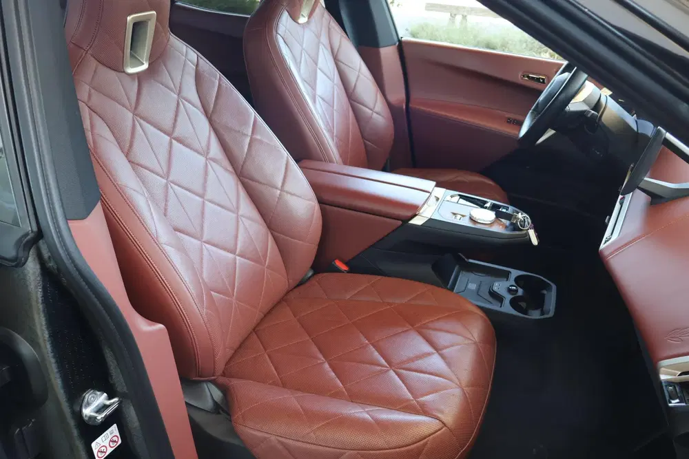 BMW iX xDrive40 High Executive 77 kWh uit 2021, foto 9