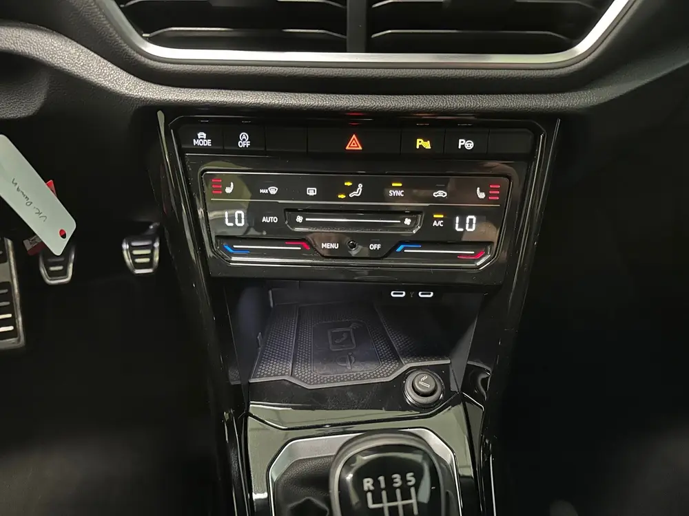 Volkswagen T-Roc 1.0 TSI R-Line - Camera - ACC - IQ - Massag uit 2023, foto 15