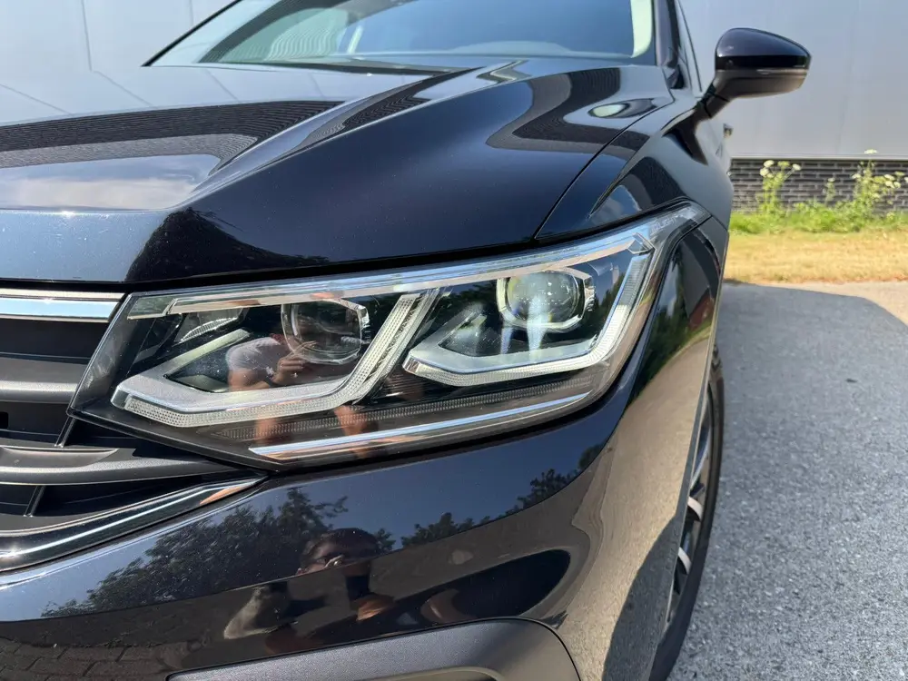 Volkswagen Tiguan 1.5 TSI 130pk 2021 Zwart Trekhaak IQ Light uit 2021, foto 19