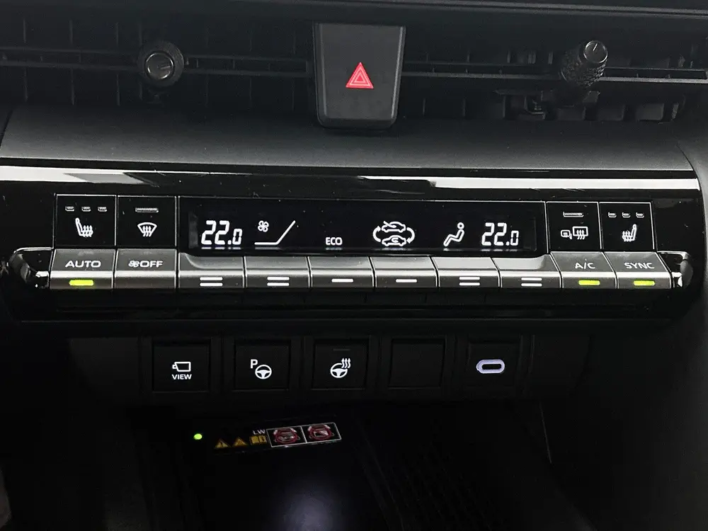 Toyota C-Hr 2.0 Plug-in Hybrid 220 First Edition uit 2025, foto 12