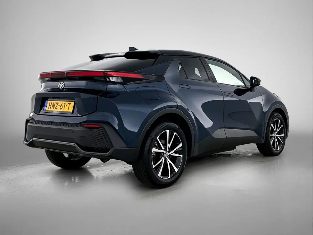 Toyota C-Hr 2.0 Plug-in Hybrid 220 First Edition uit 2025, foto 2
