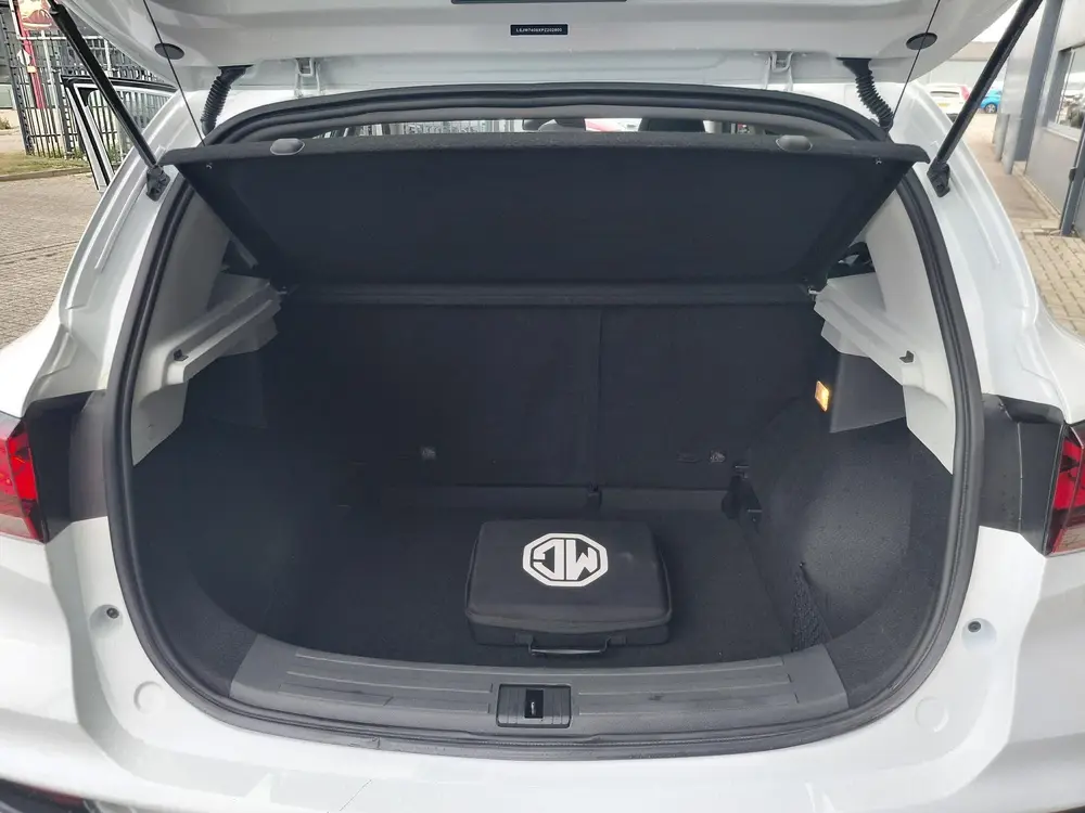 MG ZS EV Standard Range Luxury 50 kWh Zeer nette uit 2023, foto 11