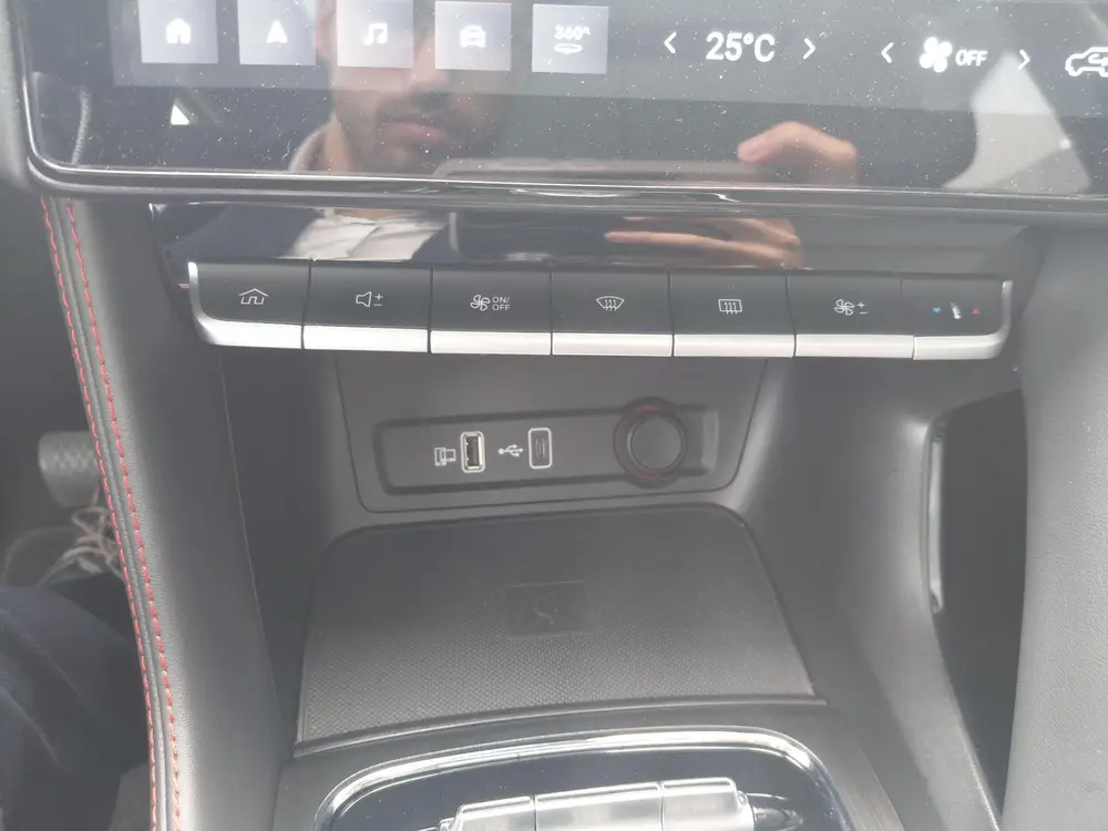 MG ZS EV Standard Range Luxury 50 kWh Zeer nette uit 2023, foto 17