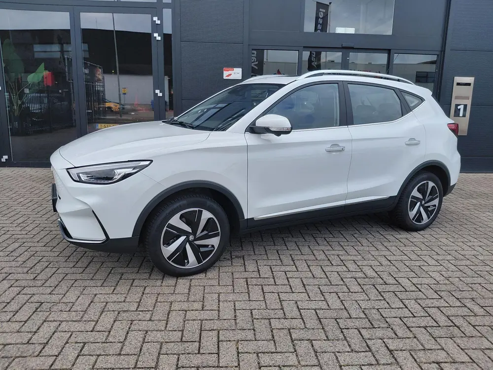 MG ZS EV Standard Range Luxury 50 kWh Zeer nette uit 2023, foto 2