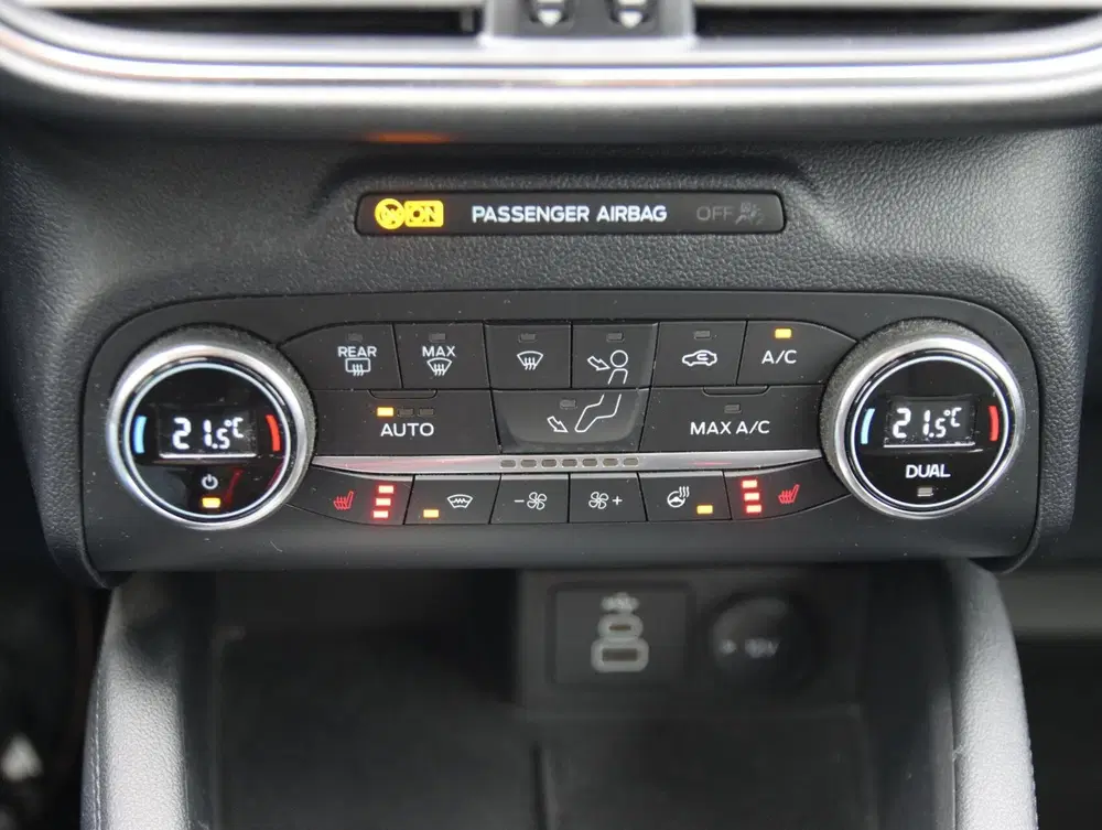 Ford Kuga 2.5 PHEV 225PK Titanium X uit 2022, foto 16