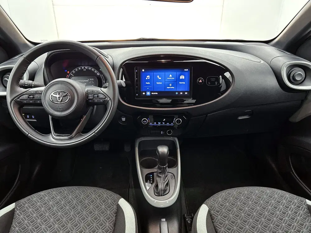 Toyota Aygo X 1.0 VVT-i S-CVT Pulse + uit 2025, foto 4