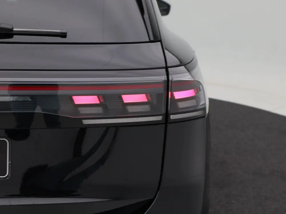 Volkswagen Tiguan R-Line Edition 1.5 eHybrid 272 PK | Trekha uit 2026, foto 13