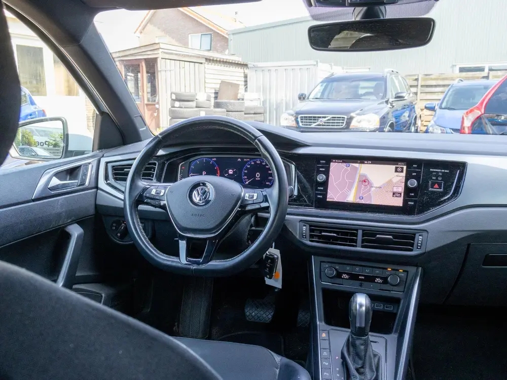 Volkswagen Polo 1.0 TSI Comfortline Business Automaat ACC 16 uit 2020, foto 13