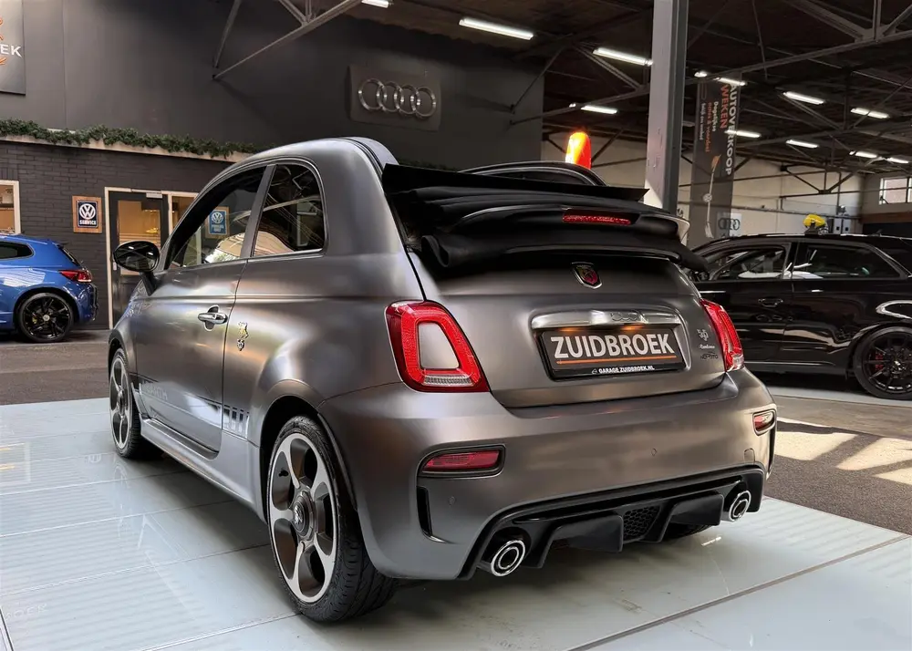 Abarth 595 1.4 T-Jet Abarth Turismo (bj 2021) uit 2021, foto 14