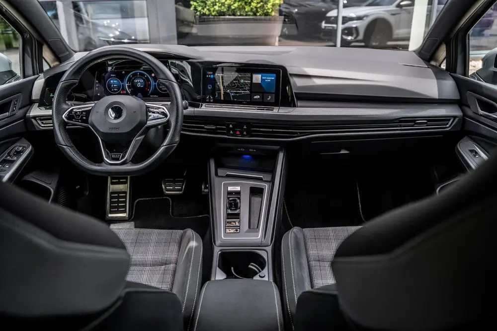 Volkswagen Golf 2.0 TDI GTD|PANO|ACC|CARPLAY|STOEL/STUURVERW uit 2021, foto 10