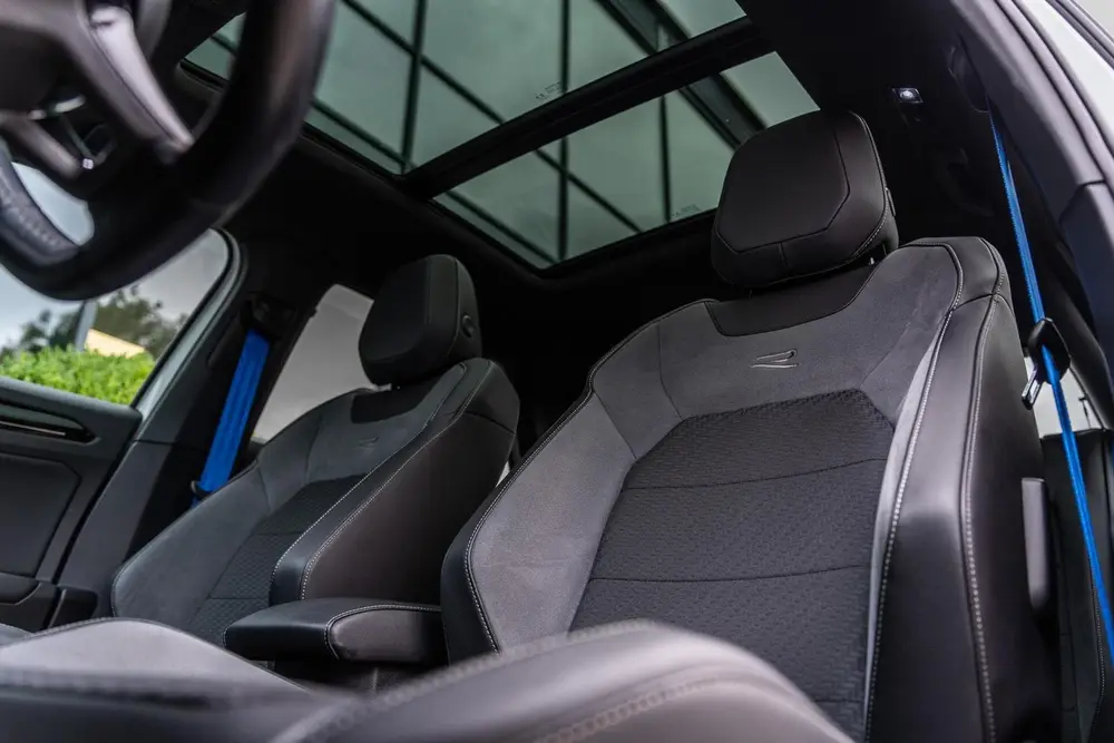 Volkswagen T-Roc R 2.0 TSI 4Motion|PANO|ACC|AKRAPOVIC|19'' uit 2021, foto 12