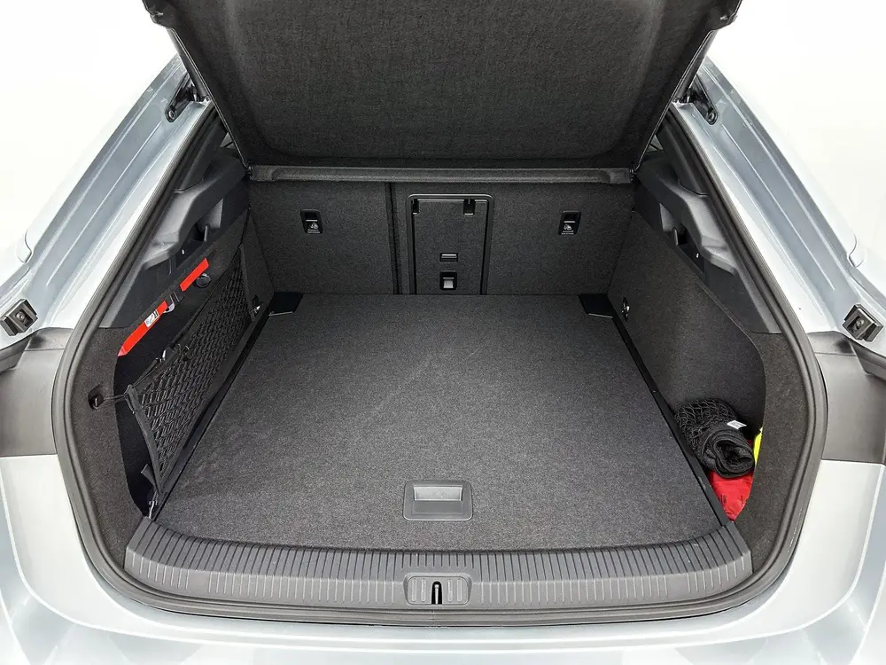 Volkswagen ID.7 Pro Business 77 kWh 286 PK | IQ Lights | Ele uit 2025, foto 14