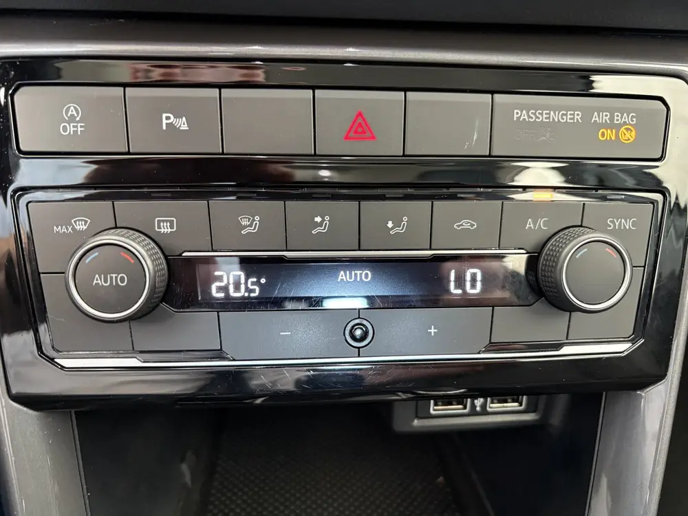 Volkswagen T-Cross 1.0 TSI Style Airco - Parkeersensoren - N uit 2020, foto 14