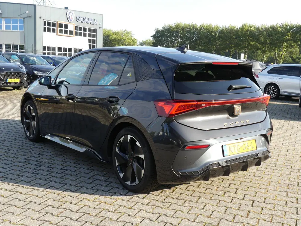 Cupra Born Business 82 kWh 96% SOH uit 2024, foto 3