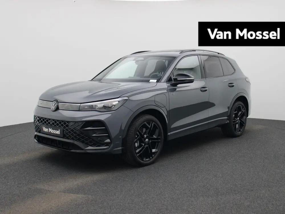 Volkswagen Tiguan 1.5 eHybrid R-Line Edition 204 PK | Demo | uit 2025