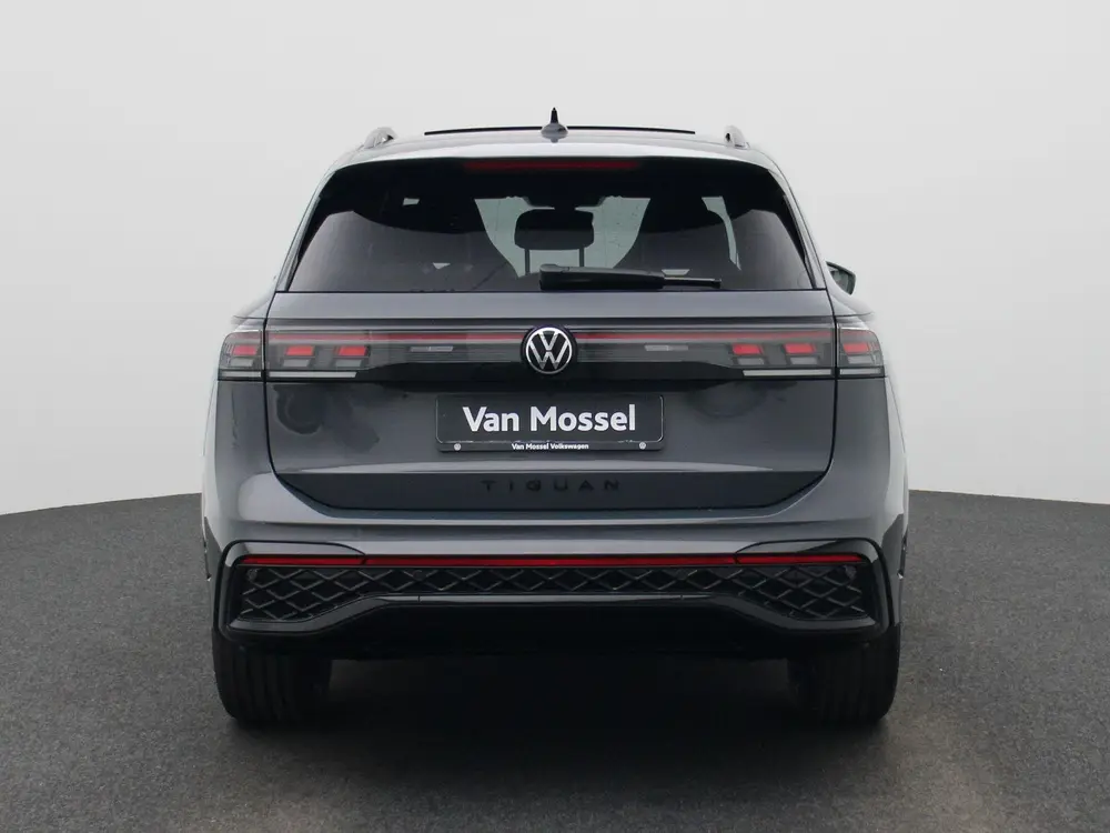 Volkswagen Tiguan 1.5 eHybrid R-Line Edition 204 PK | Demo | uit 2025, foto 5