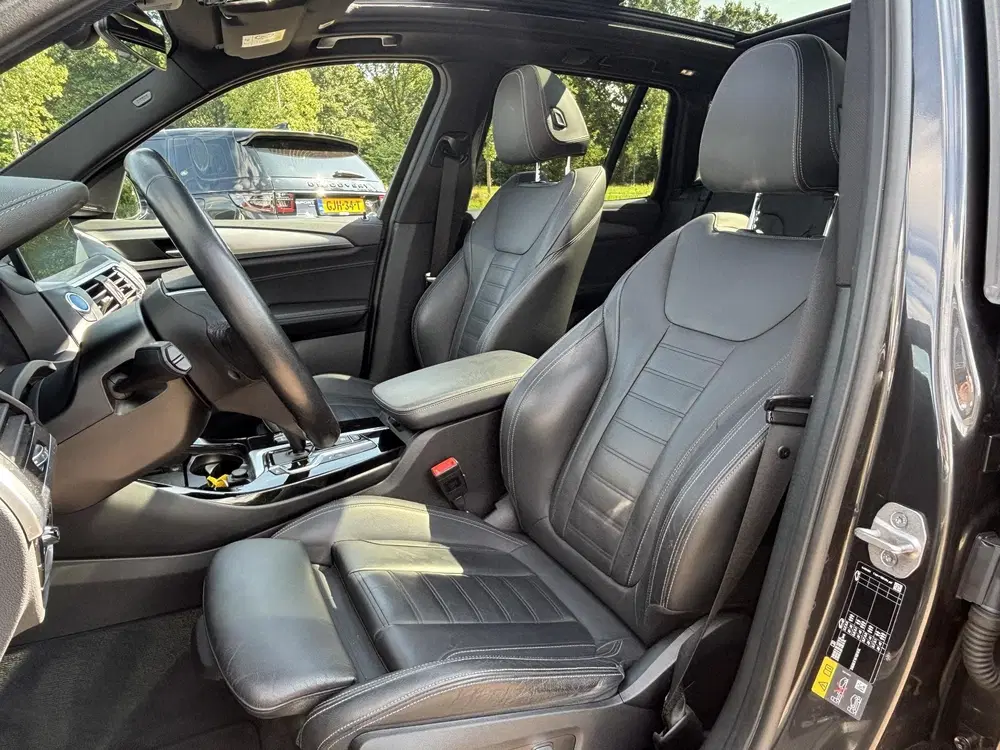 BMW iX3 High Executive 80 kWh 286pk uit 2021, foto 10