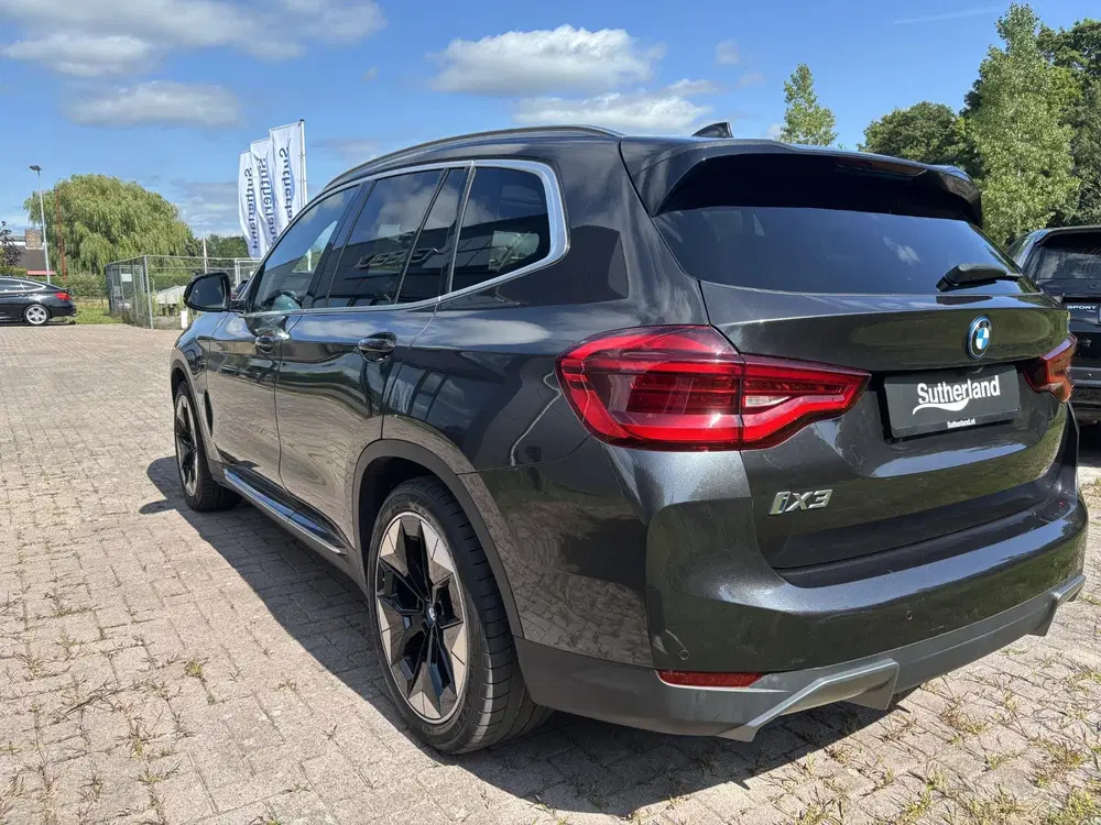 BMW iX3 High Executive 80 kWh 286pk uit 2021, foto 4