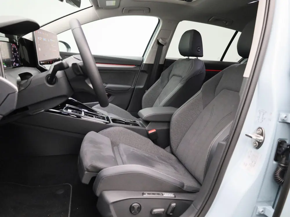 Volkswagen Golf 1.5 eHybrid Style Edition | 204 PK | Demo | uit 2025, foto 8