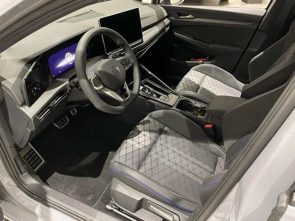 Volkswagen Golf Variant 1.5 eTSI R-Line Edition | EM | Navig uit 2025, foto 14