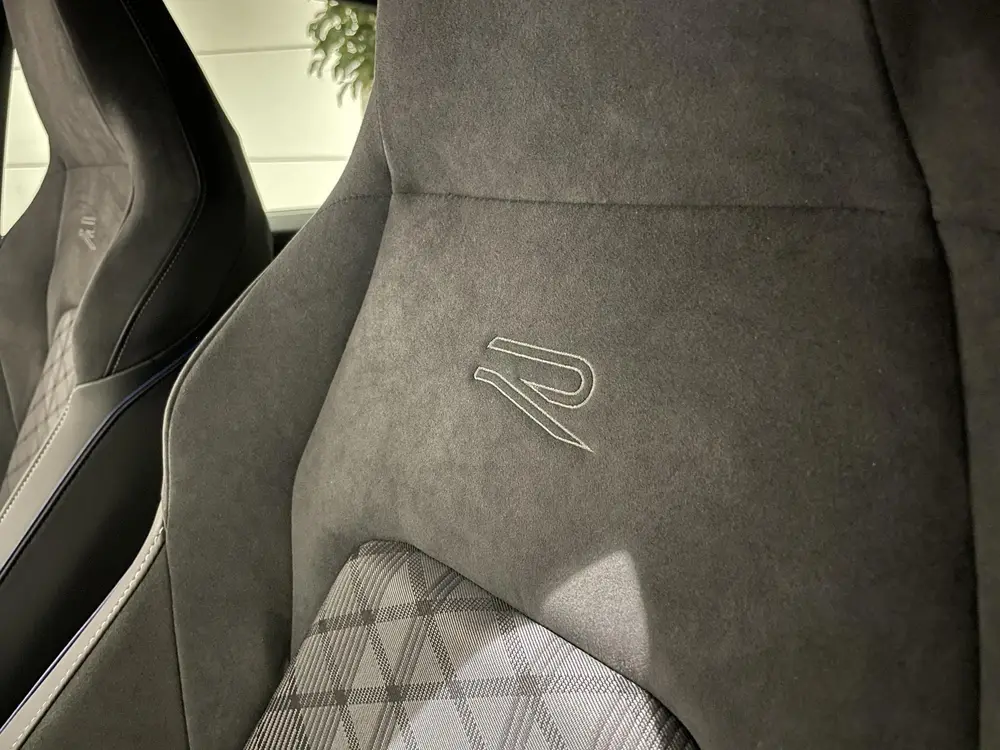 Volkswagen Golf Variant 1.5 eTSI R-Line Edition | EM | Navig uit 2025, foto 17