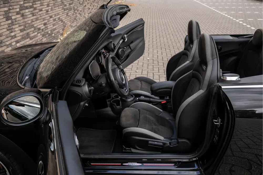 Mini Cabrio 2.0 Cooper S F1 Aut. uit 2023, foto 16