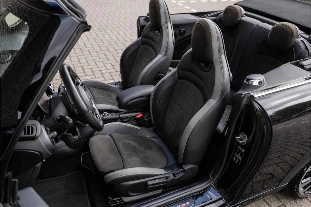Mini Cabrio 2.0 Cooper S F1 Aut. uit 2023, foto 17