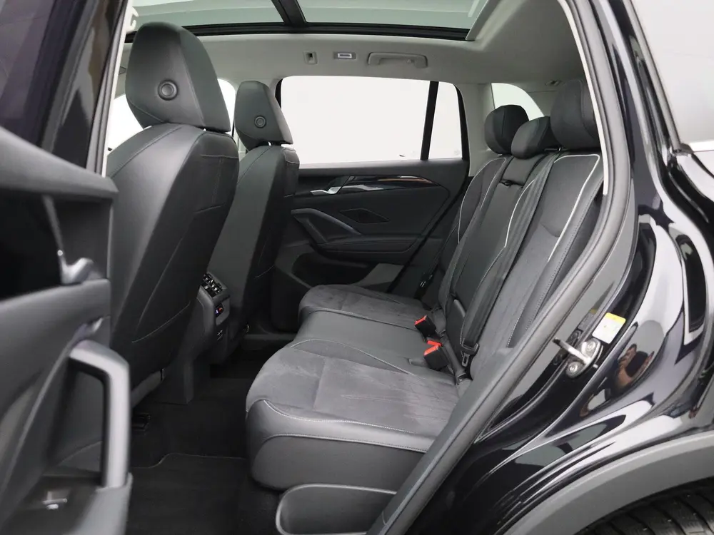 Volkswagen Tiguan 1.5 eHybrid Elegance | 204 PK | EM | Ergo uit 2024, foto 12