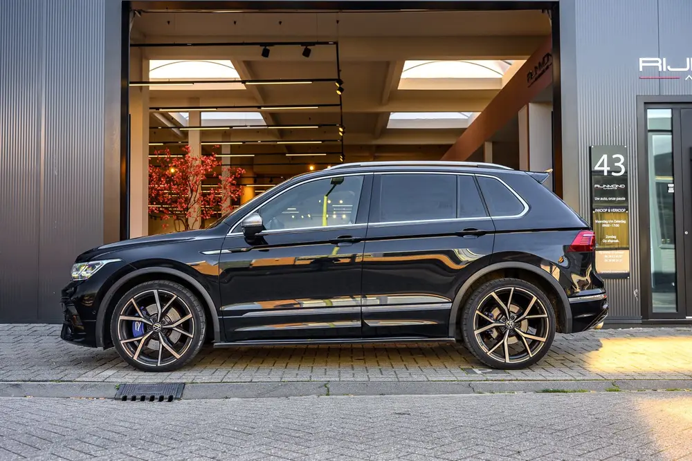 Volkswagen Tiguan R 2.0 TSI 320pk 4Motion DSG|Pano|ACC |Lane uit 2020, foto 2