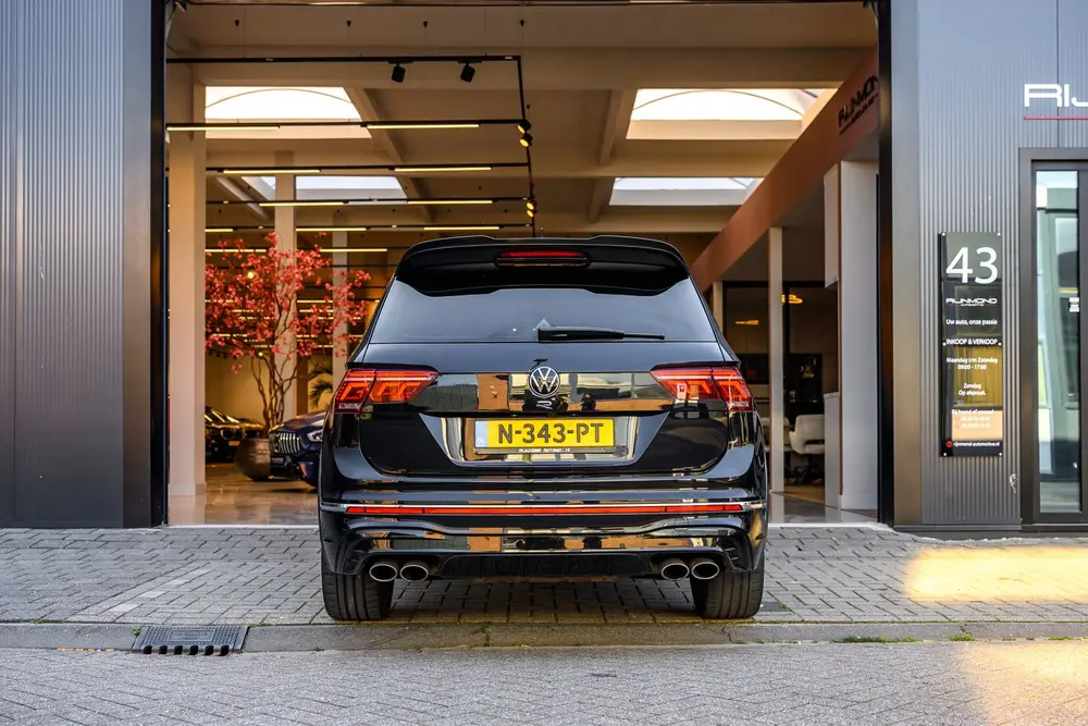 Volkswagen Tiguan R 2.0 TSI 320pk 4Motion DSG|Pano|ACC |Lane uit 2020, foto 4