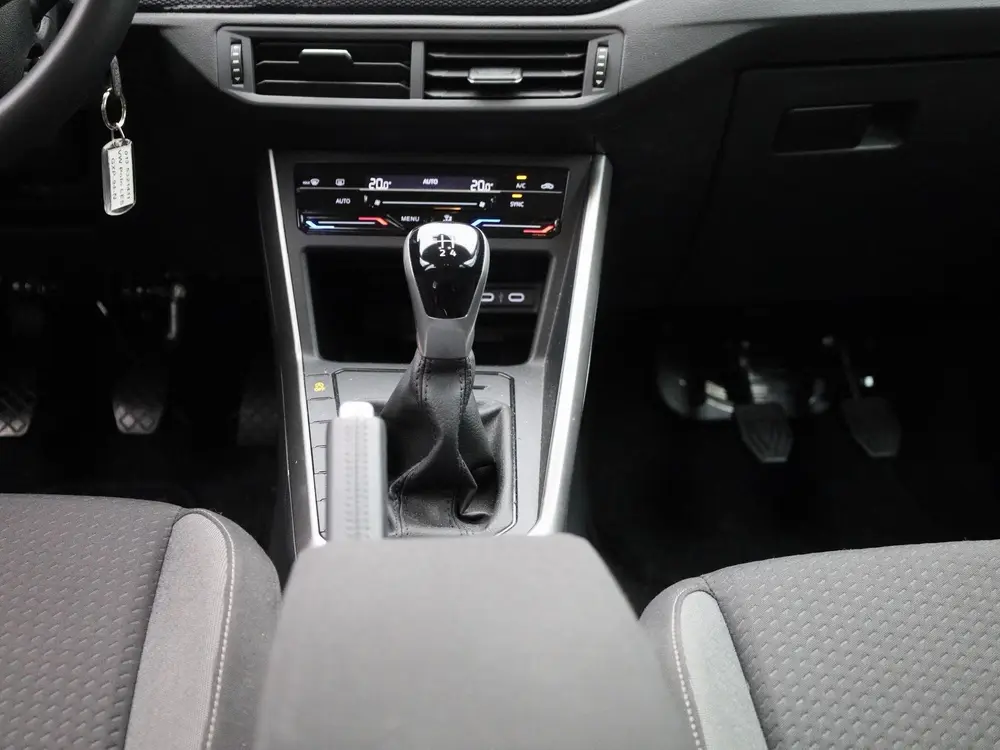 Volkswagen Polo 1.0 TSI Life Edition | 95 PK | EM | Navigati uit 2025, foto 10