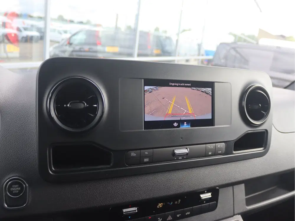Mercedes-Benz Sprinter 319 CDI L2H2 uit 2023, foto 10