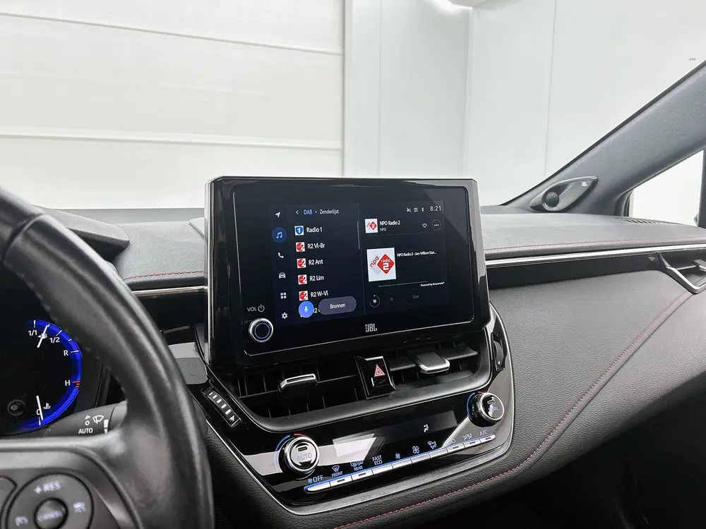 Toyota Corolla 1.8 Hybrid Executive uit 2022, foto 10