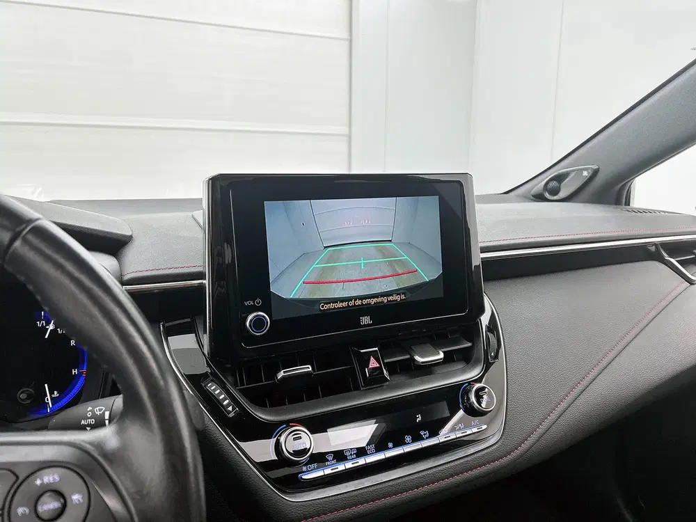 Toyota Corolla 1.8 Hybrid Executive uit 2022, foto 9