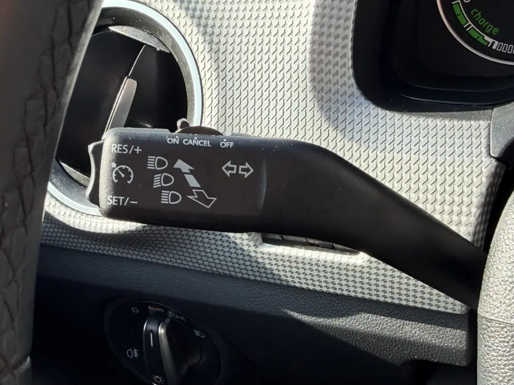 Volkswagen E-Up! Style | Camera | Cruise | Stoelverwarming uit 2022, foto 11