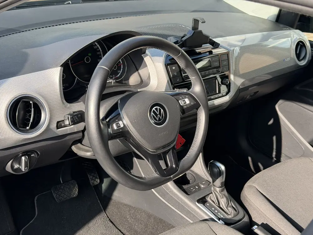 Volkswagen E-Up! Style | Camera | Cruise | Stoelverwarming uit 2022, foto 2